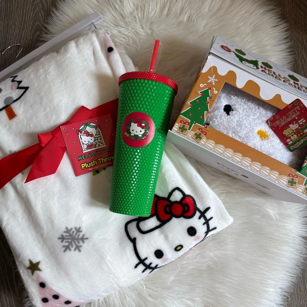 Hello Kitty Holiday Blanket Green Tumbler plush bundle